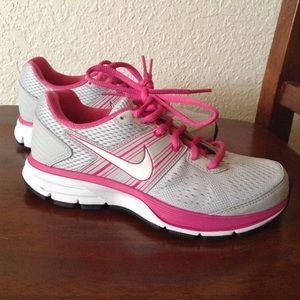 Nike Pegasus 29 Sneakers